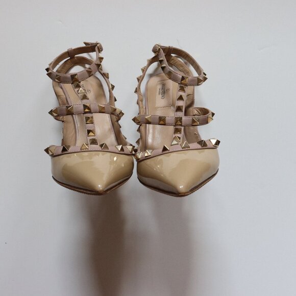 Valentino Garavani Rockstud Ankle Strap Pumps in Patent Leather Size: 39 1/2 - Picture 16 of 16